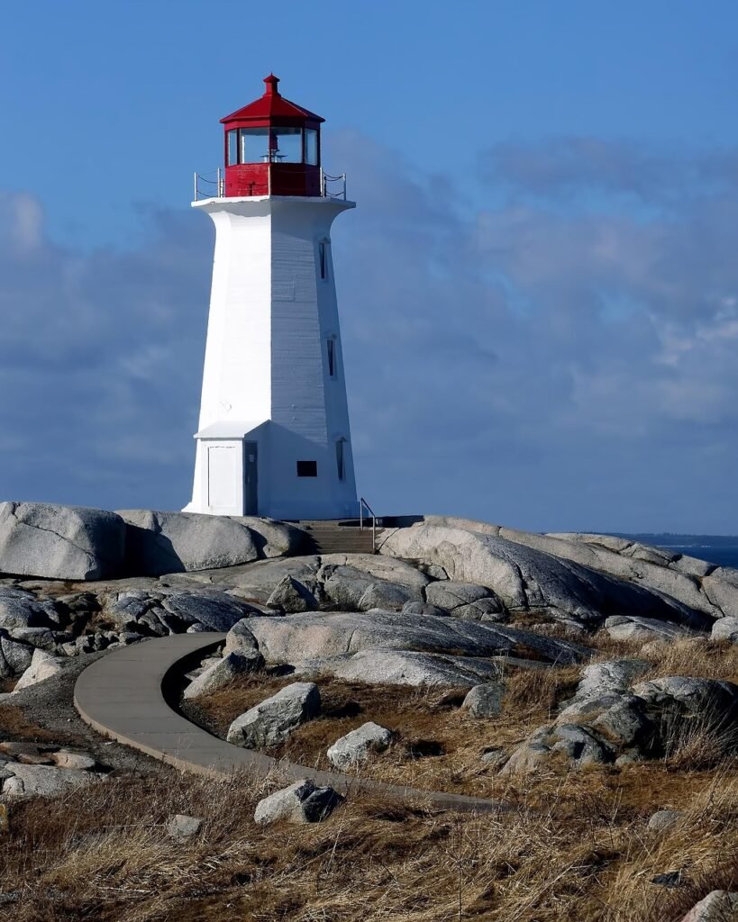 lighthouse 7052116 1280